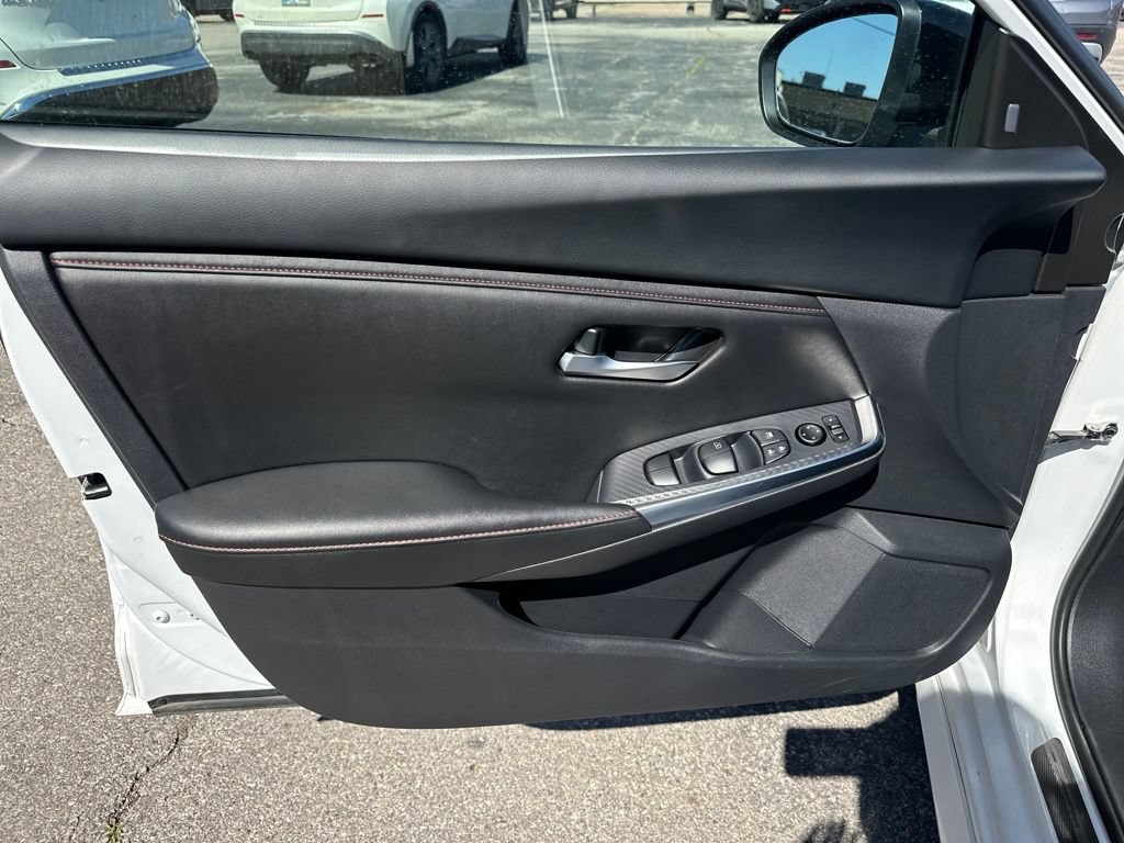 Certified 2024 Nissan Sentra SR FWD image 12