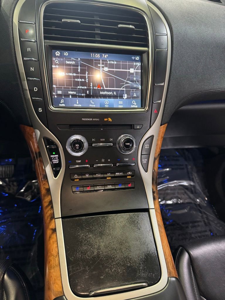 Used 2020 Lincoln Nautilus Reserve AWD/4WD image 4