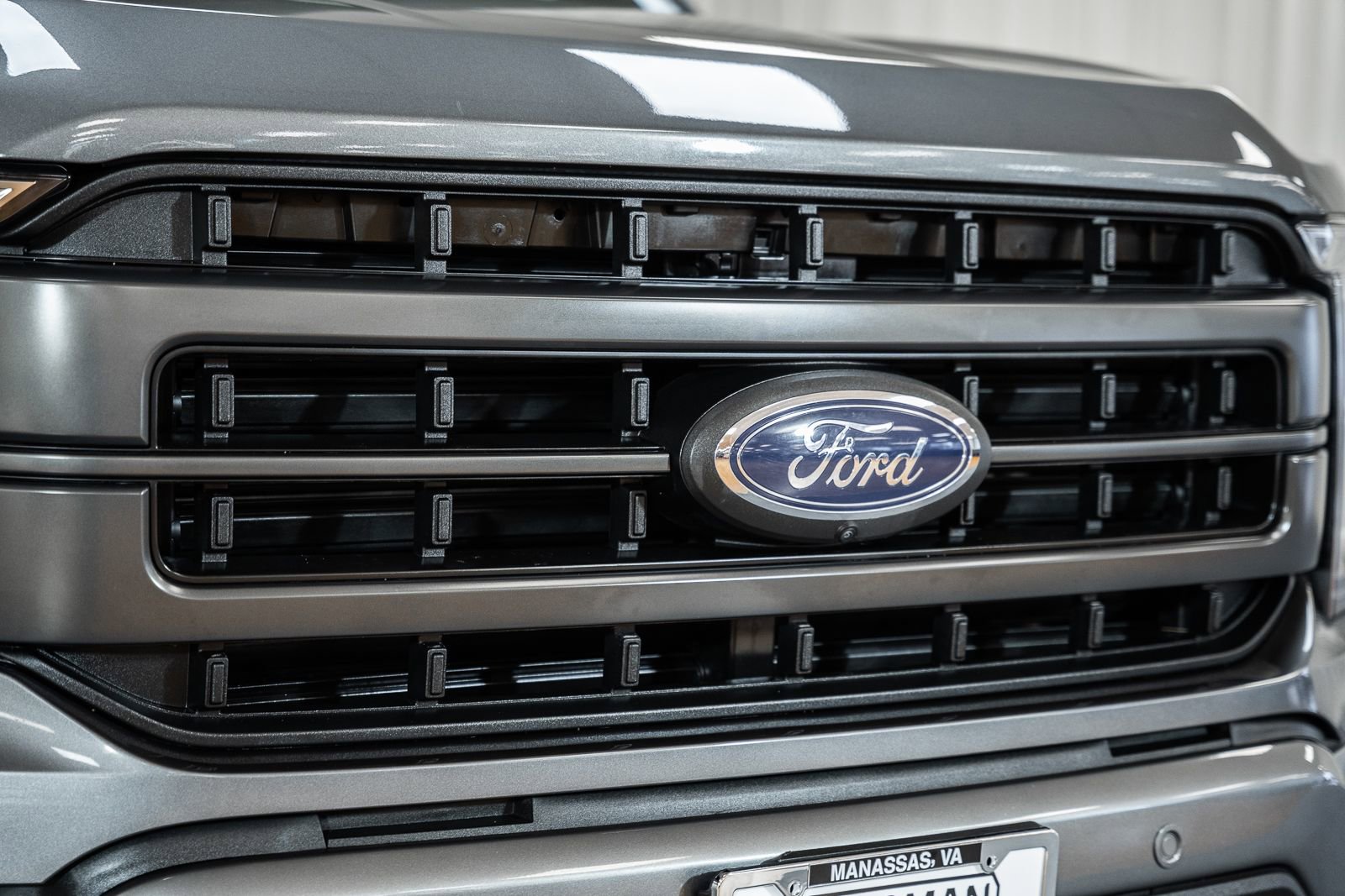 Certified 2023 Ford F150 Lariat w/ Equipment Group 502A High image 14