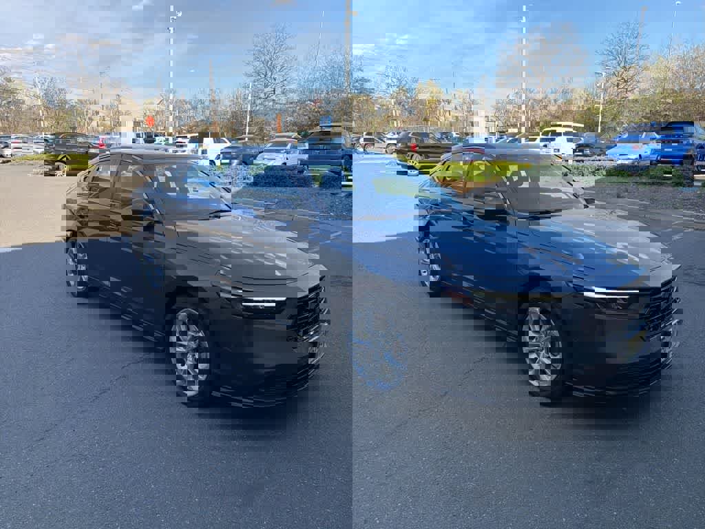 Used 2023 Honda Accord LX image 14