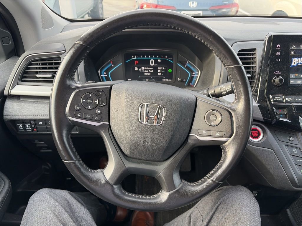 Used 2023 Honda Odyssey EX-L image 2