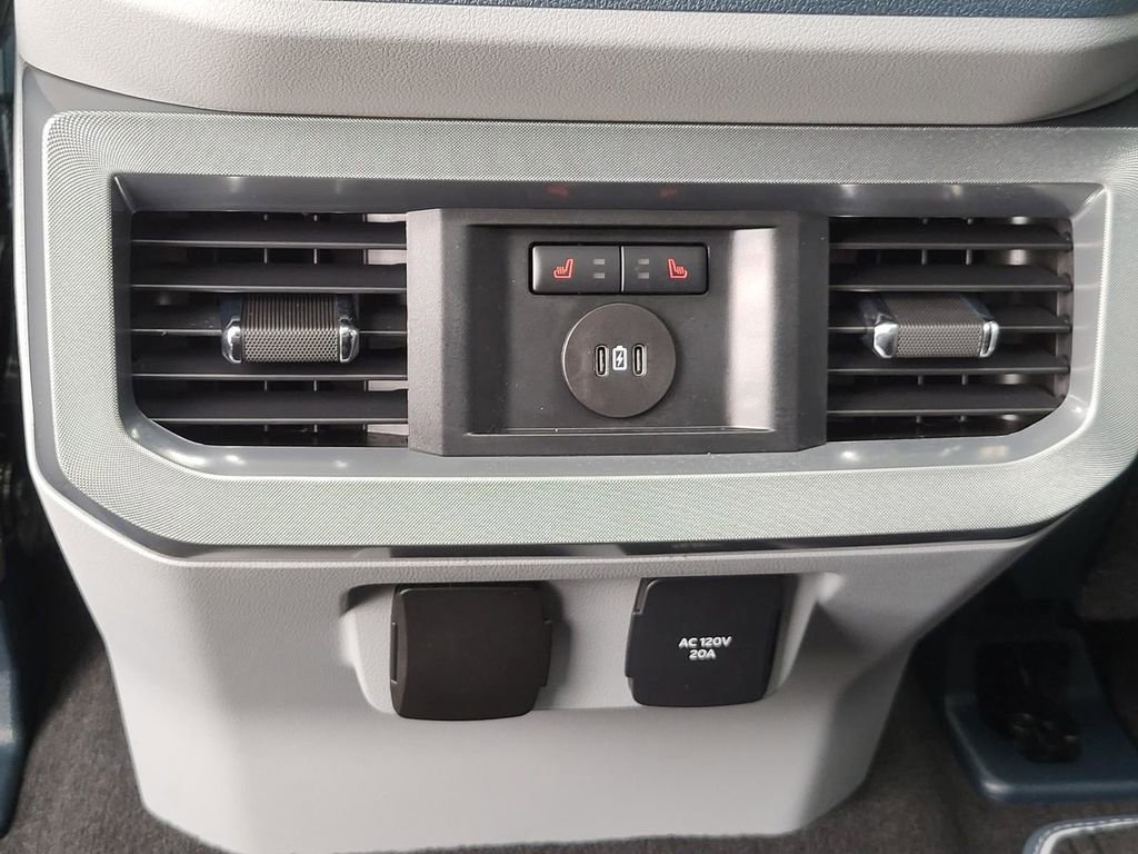 Used 2024 Ford F250 Limited image 15