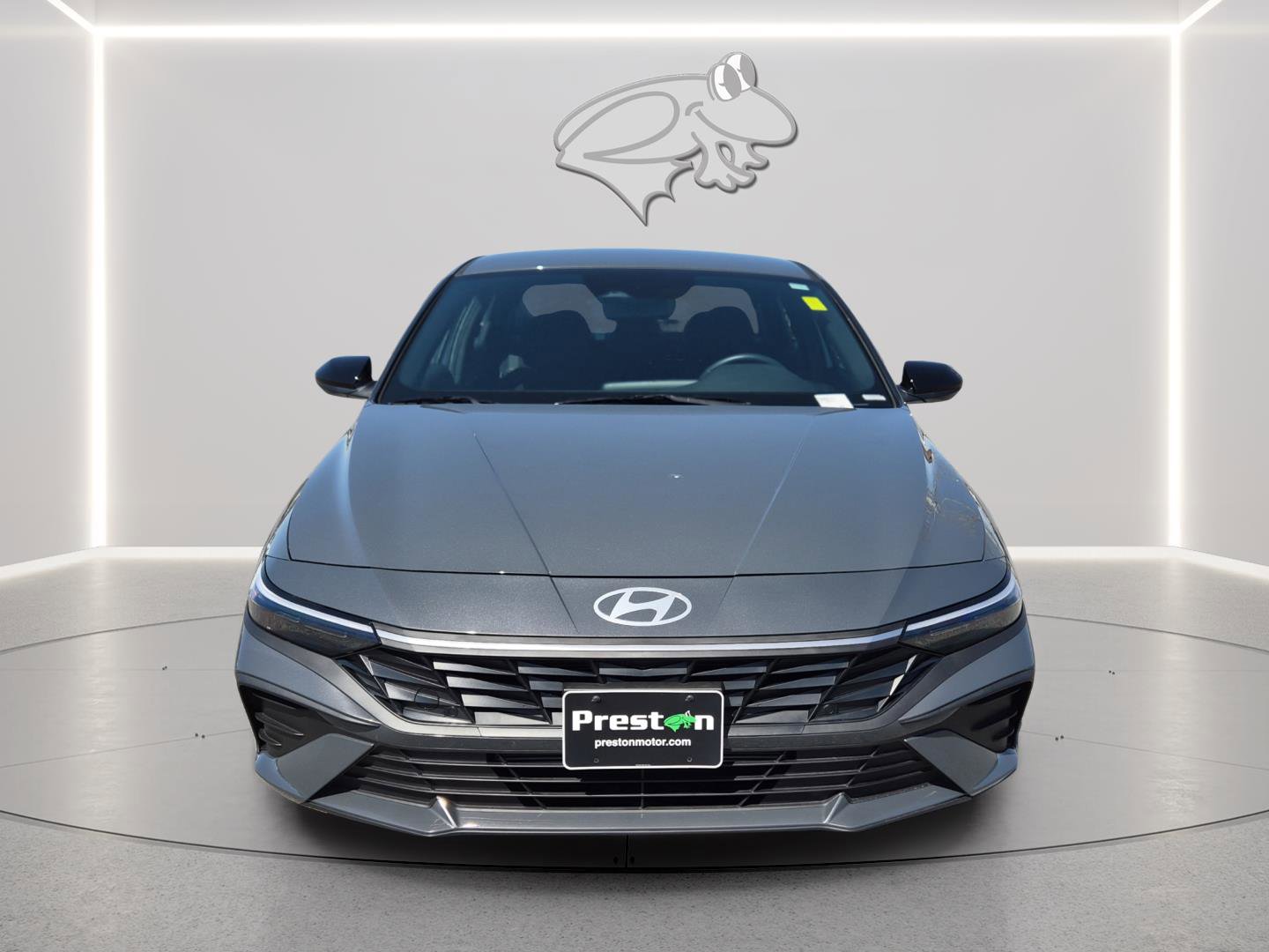 Used 2025 Hyundai Elantra Sport image 2