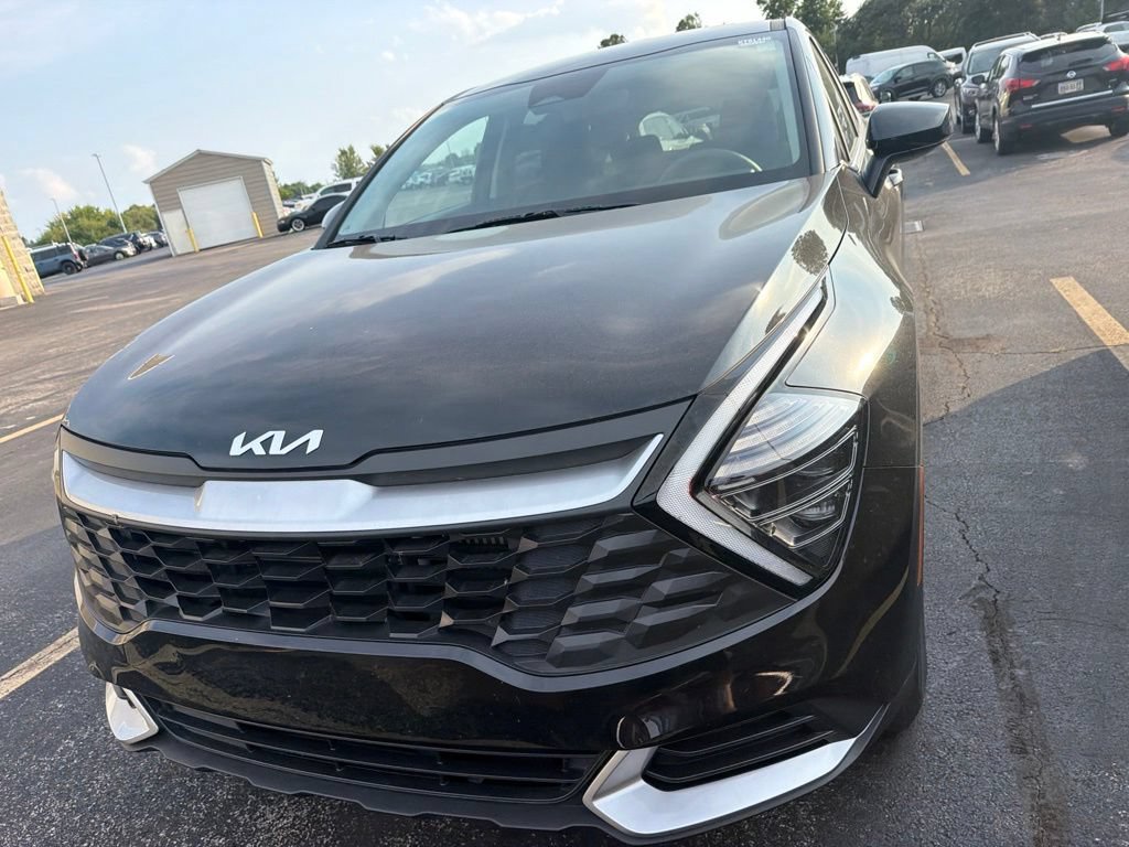 Used 2025 Kia Sportage LX AWD/4WD image 6