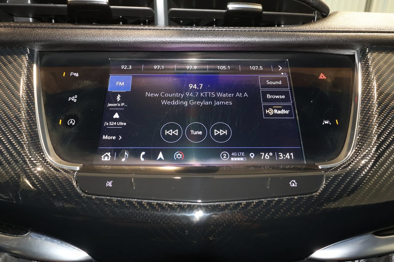 Certified 2024 Cadillac XT6 Sport w/ Technology Package AWD/4WD image 12