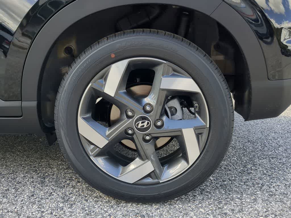 New 2026 Hyundai Venue SEL FWD image 15