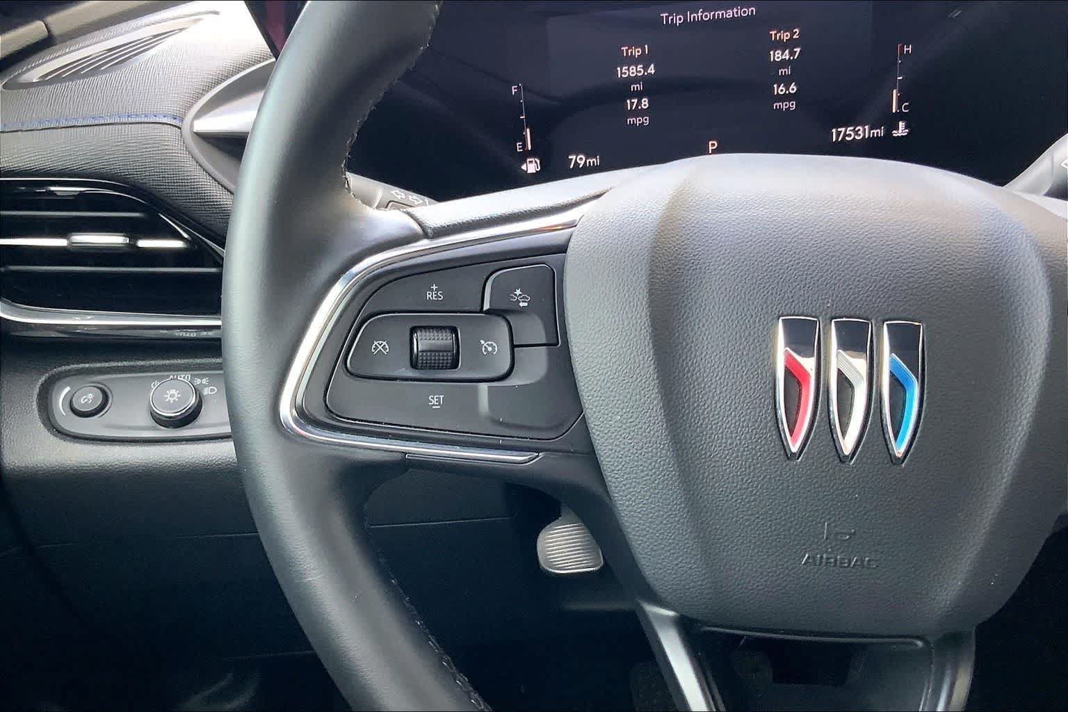 Used 2024 Buick Envista Sport Touring w/ Convenience II Package FWD image 23