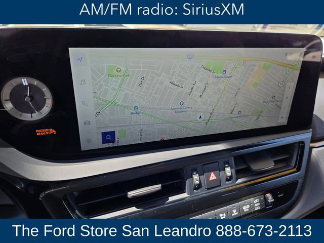 Used 2025 Lexus ES 300h w/ Premium Package FWD image 23