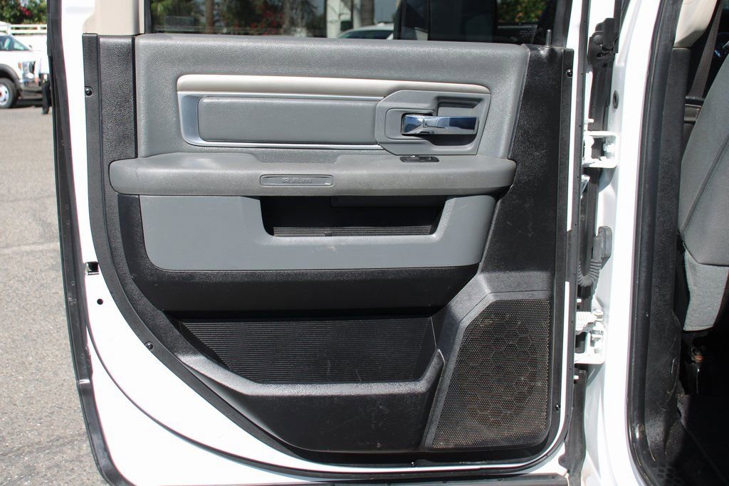 Used 2017 RAM 2500 SLT image 30