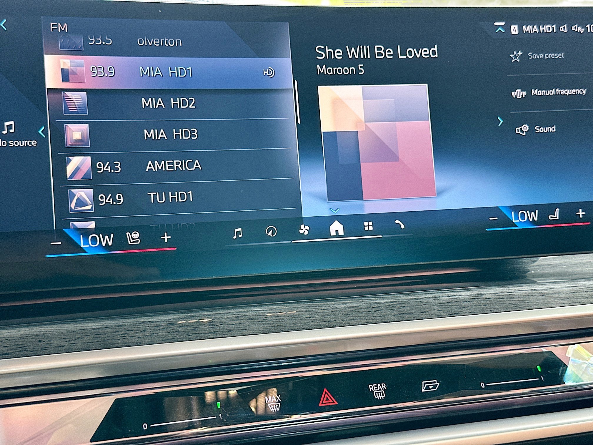 Certified 2023 BMW 740i 740i image 15