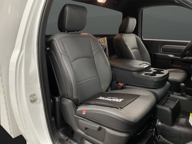 New 2024 RAM 3500 Tradesman image 36
