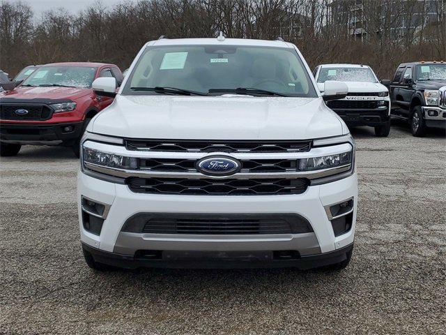 Used 2023 Ford Expedition Max Limited image 2