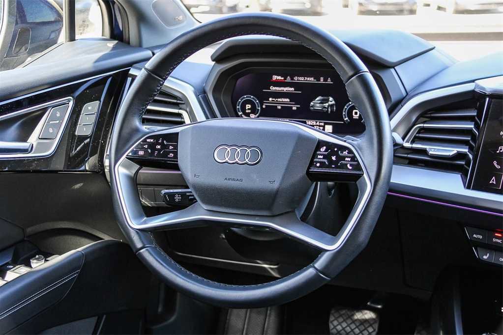 Used 2024 Audi Q4 e-tron Premium Plus image 16
