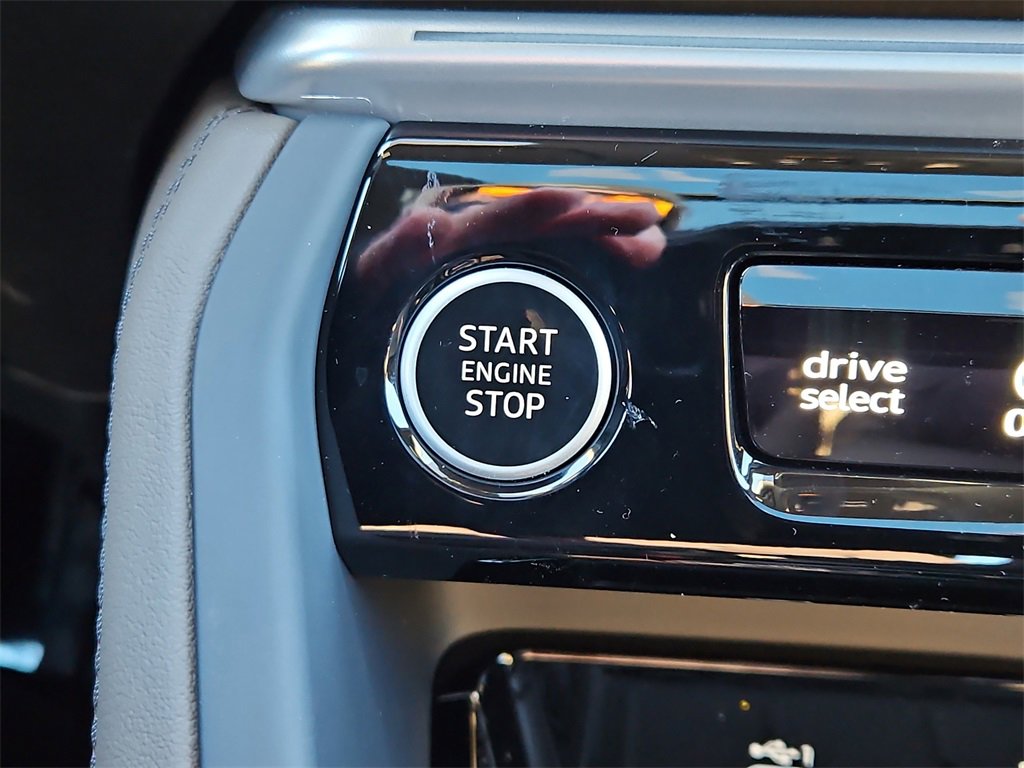 New 2025 Audi Q5 Premium Plus image 17