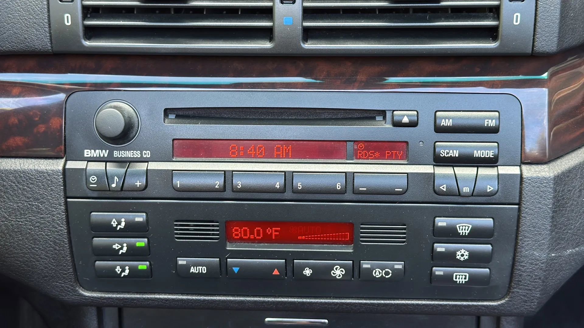 Used 2003 BMW 330Ci Convertible image 28