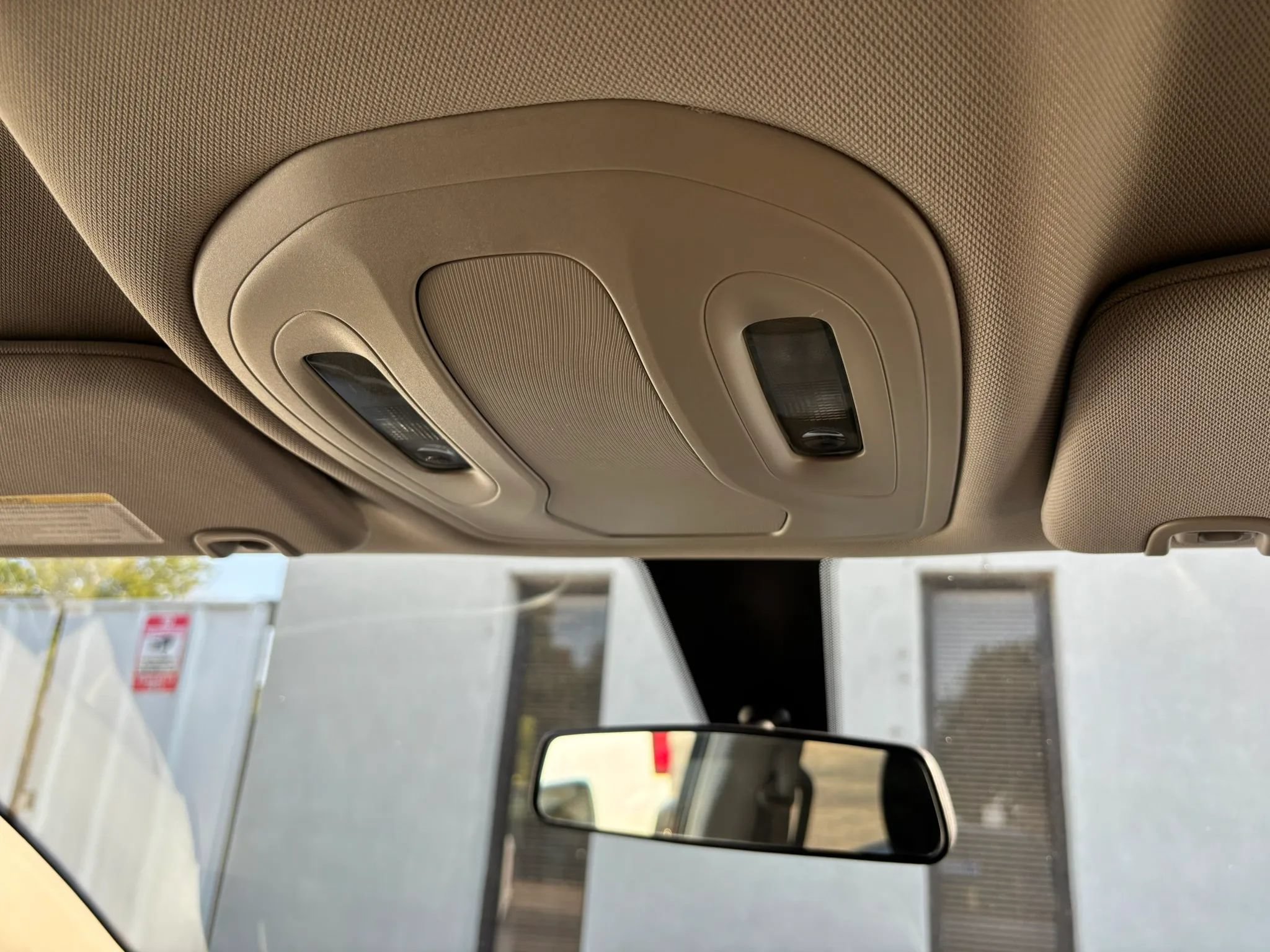 Used 2021 Chrysler Voyager L FWD image 38