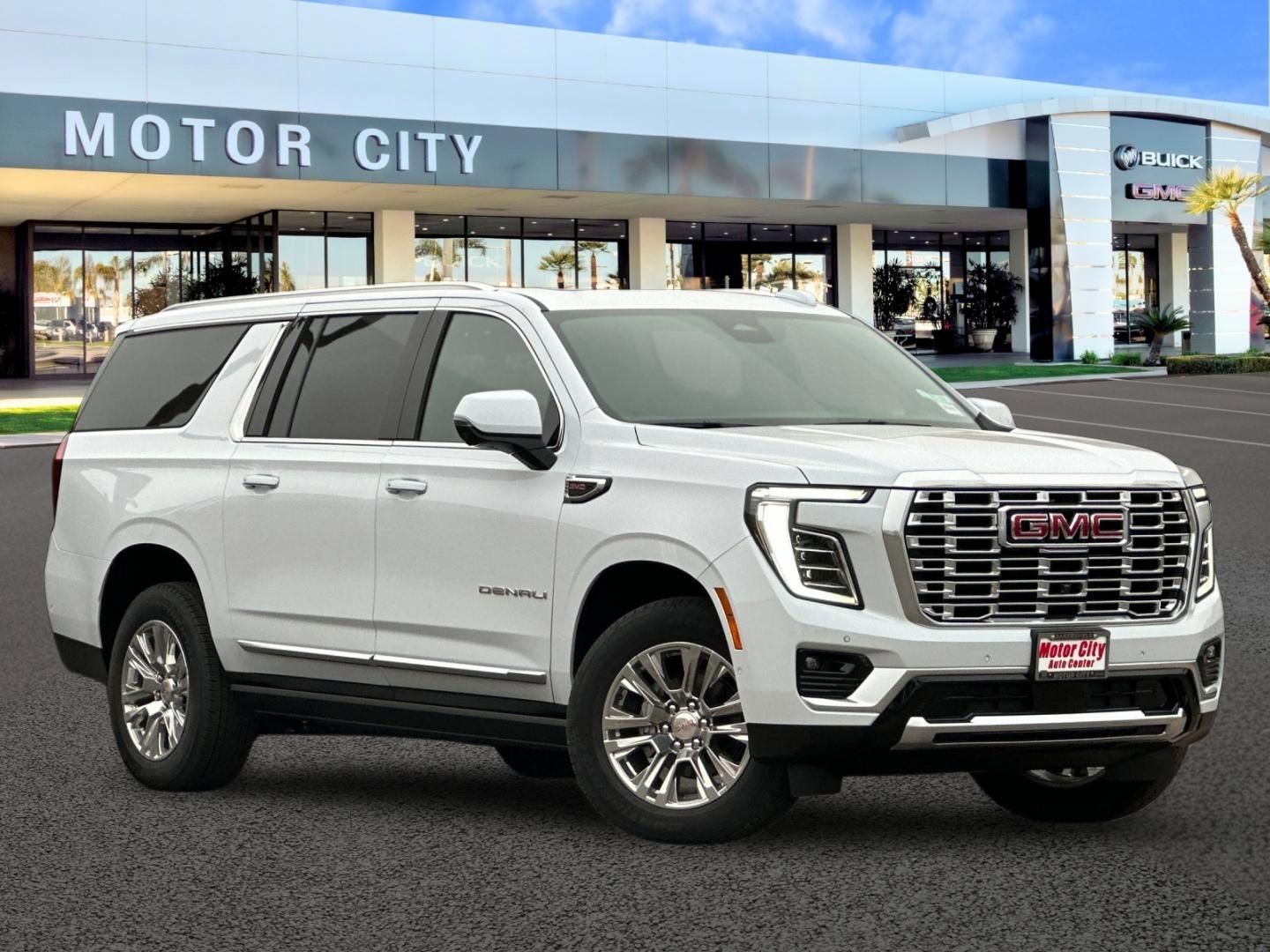 New 2026 GMC Yukon XL Denali w/ Sun & Power Step Package