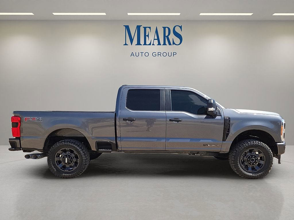 Used 2024 Ford F250 XL w/ STX Appearance Package image 5