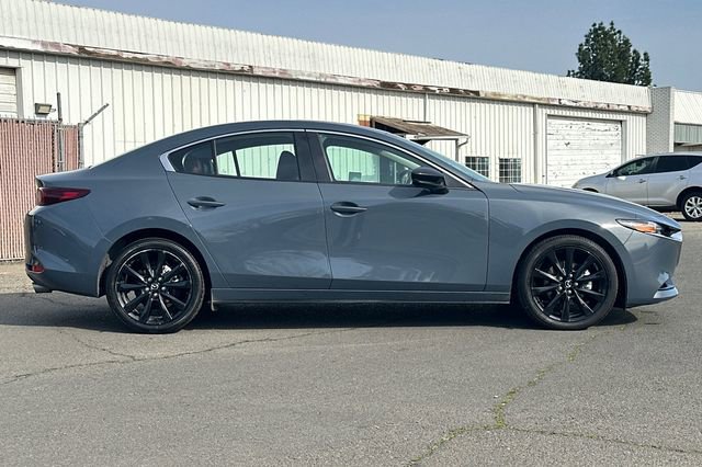 Used 2025 MAZDA MAZDA3 s image 3