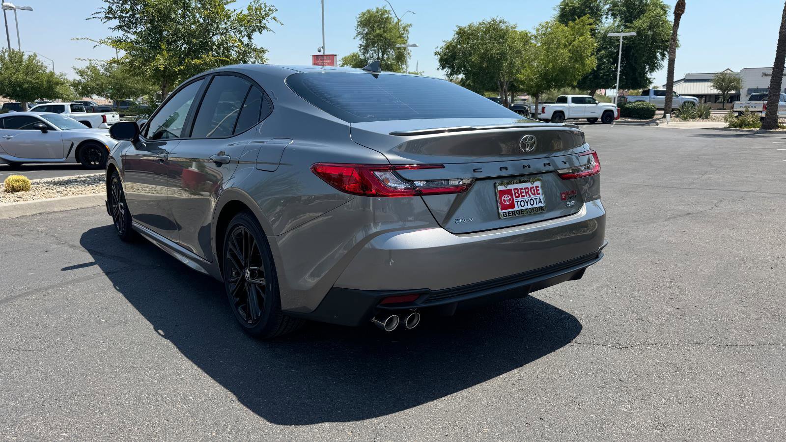 New 2026 Toyota Camry SE image 4