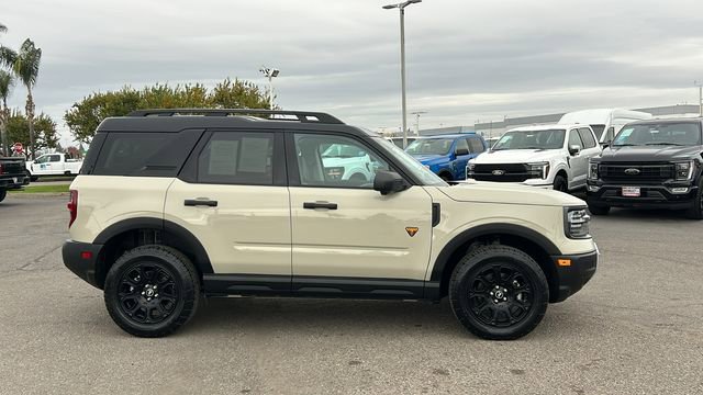 Used 2025 Ford Bronco Sport Badlands image 2