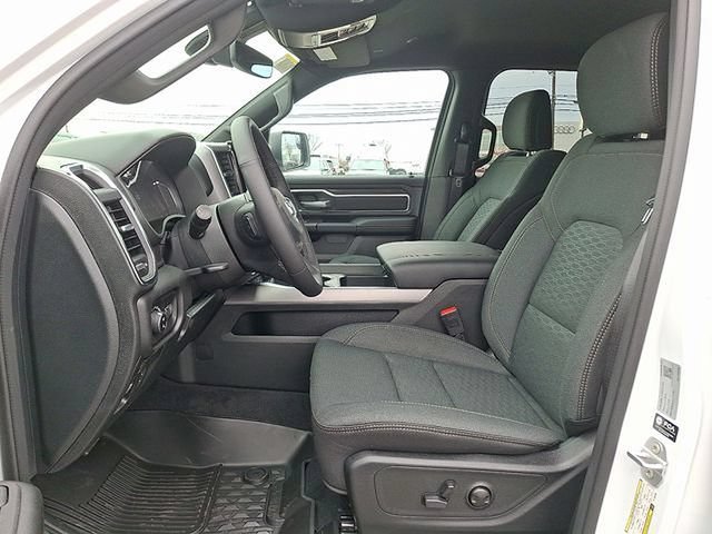 New 2026 RAM 1500 Big Horn AWD/4WD image 11