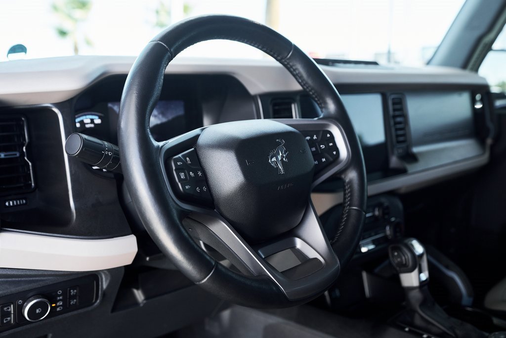 Used 2022 Ford Bronco Wildtrak image 21