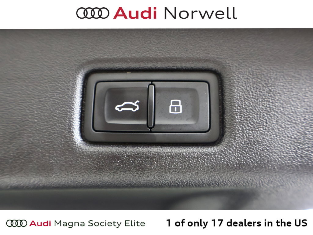Certified 2025 Audi Q5 Premium w/ Convenience Package AWD/4WD image 17