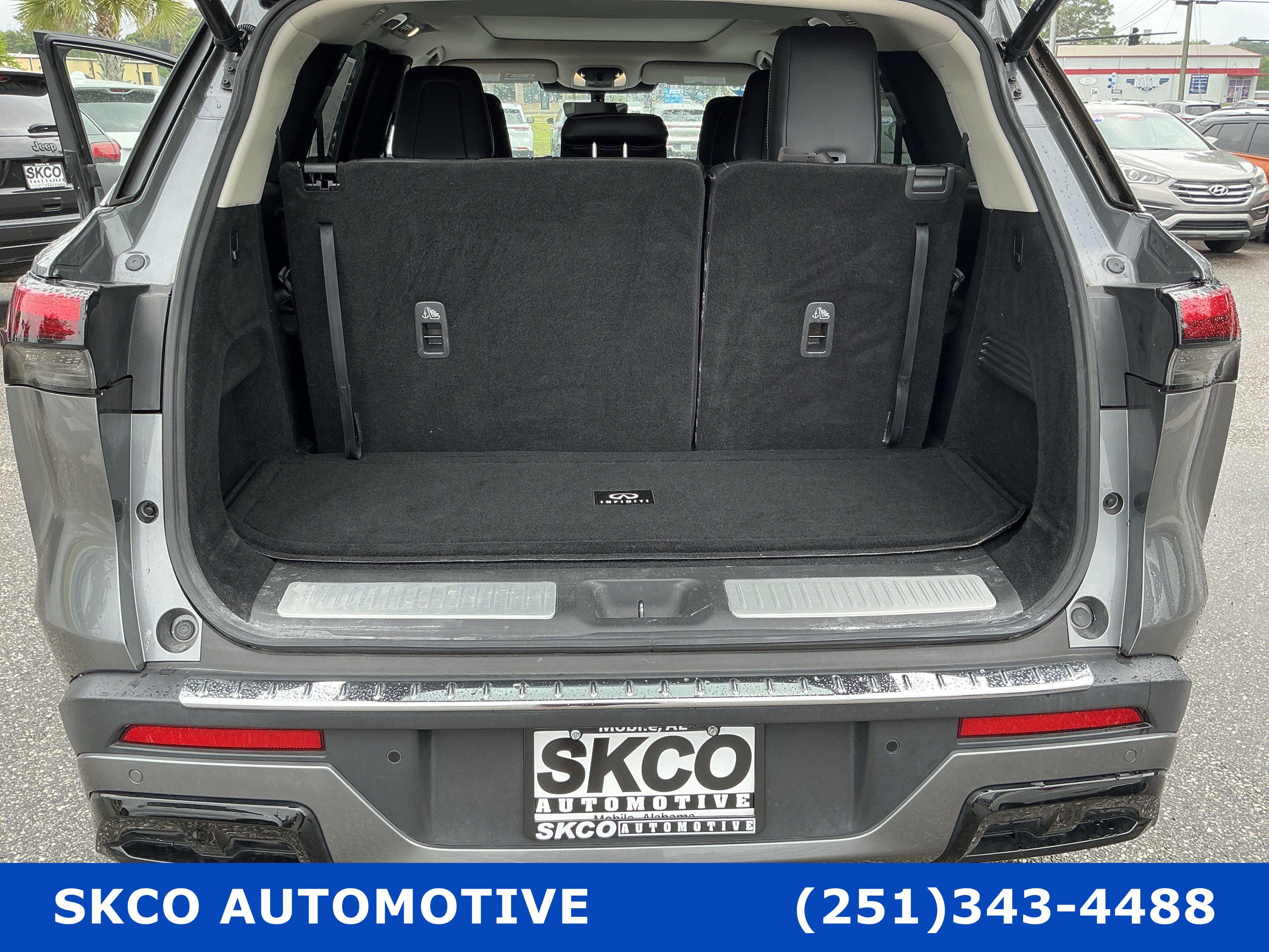 Used 2023 INFINITI QX60 Luxe w/ Performance Audio Package FWD image 21