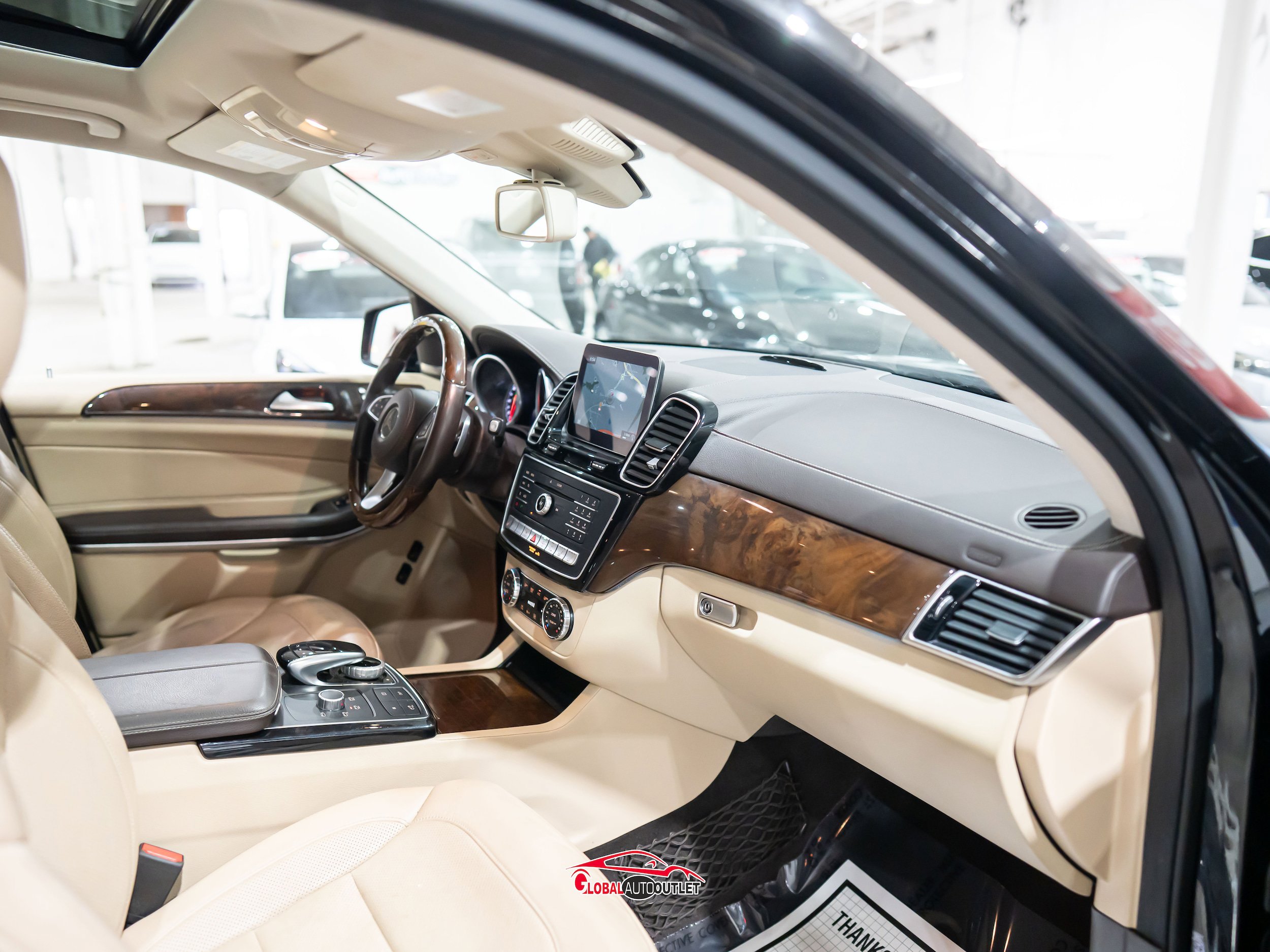 Used 2018 Mercedes-Benz GLS 550 4MATIC w/ Driver Assistance Package image 15