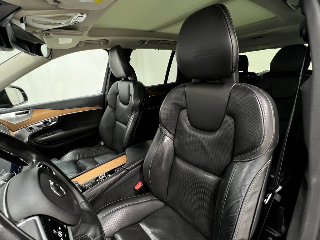 Used 2017 Volvo XC90 T8 Inscription w/ Vision Package AWD/4WD image 14