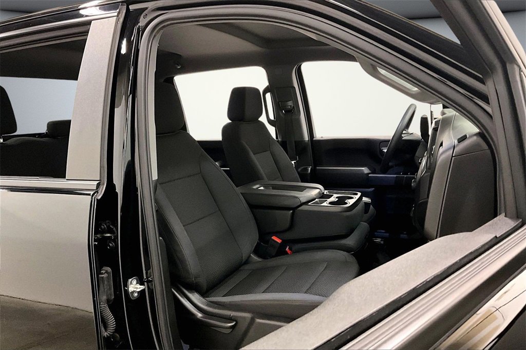 Used 2024 Chevrolet Silverado 2500 Custom image 30