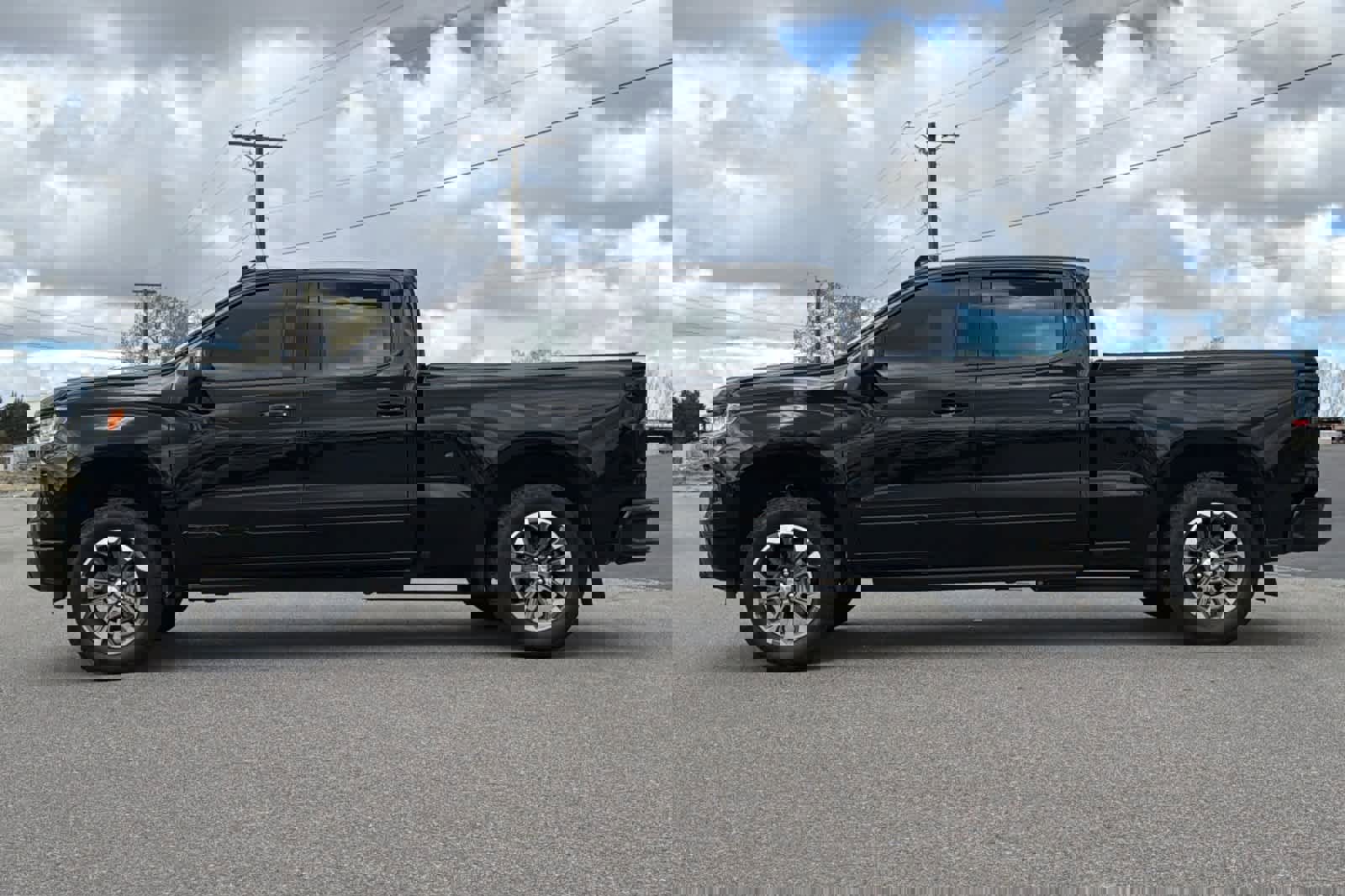 Used 2023 Chevrolet Silverado 1500 High Country w/ Technology Package image 5