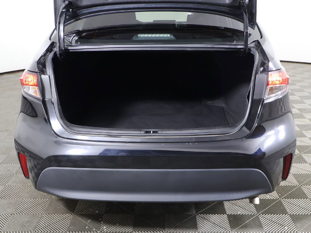 Used 2023 Toyota Corolla LE FWD image 12