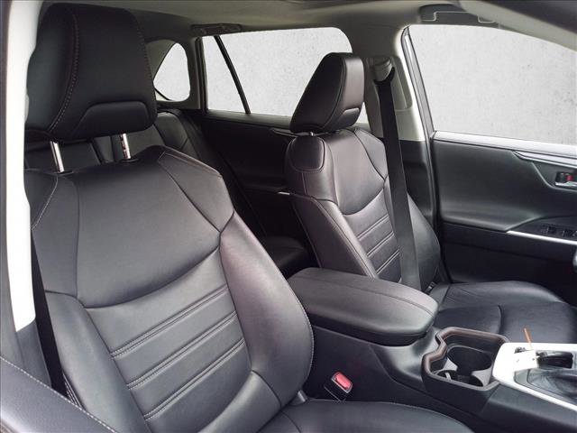 Used 2019 Toyota RAV4 Limited FWD image 15