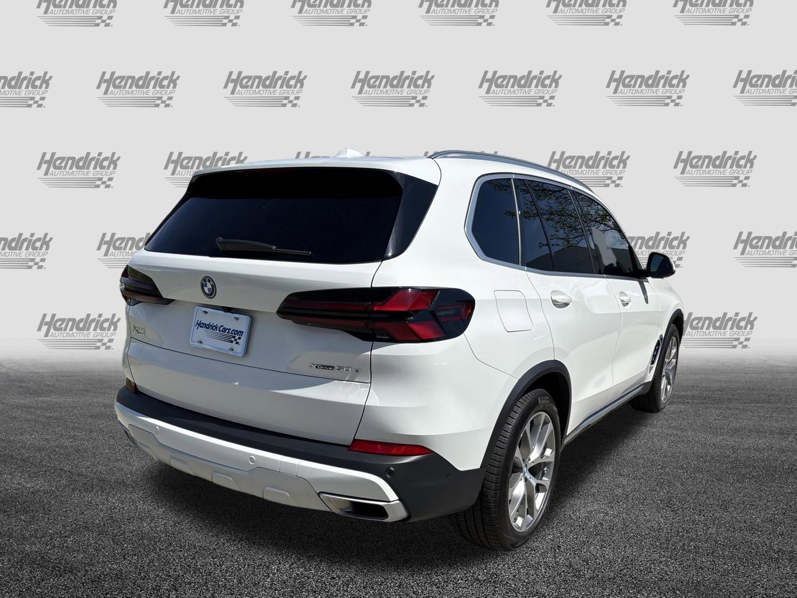 Certified 2024 BMW X5 xDrive50e w/ Climate Comfort Package AWD/4WD image 10