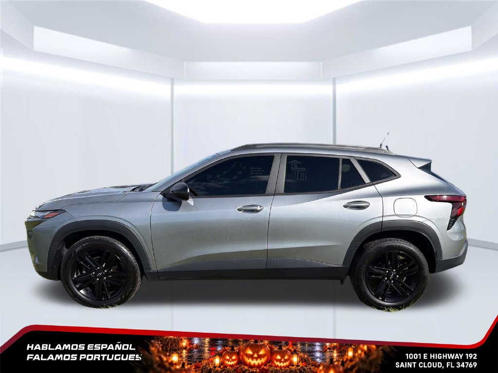 Certified 2024 Chevrolet Trax ACTIV w/ Driver Confidence Package FWD image 2