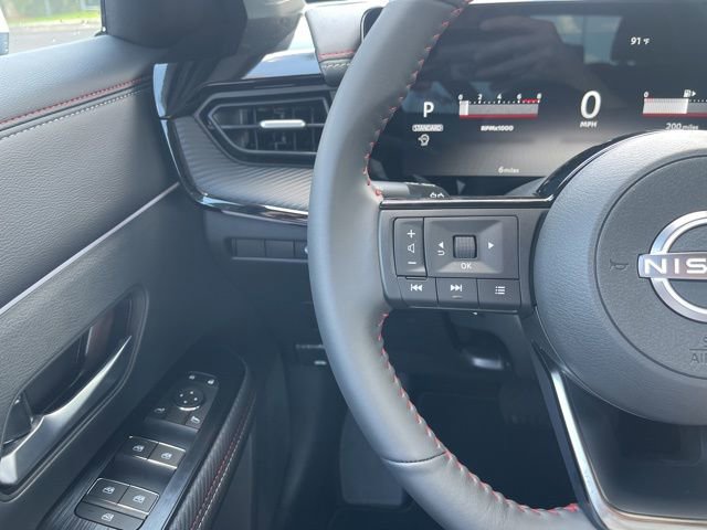 New 2025 Nissan Kicks SR image 29