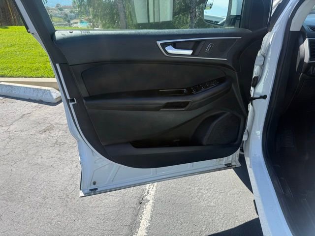 Used 2017 Ford Edge SEL w/ Class II Trailer Tow Package image 7