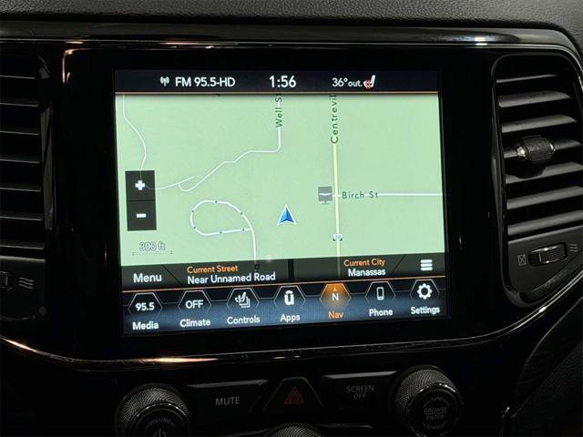 Certified 2019 Jeep Grand Cherokee Laredo w/ Laredo X Package image 17