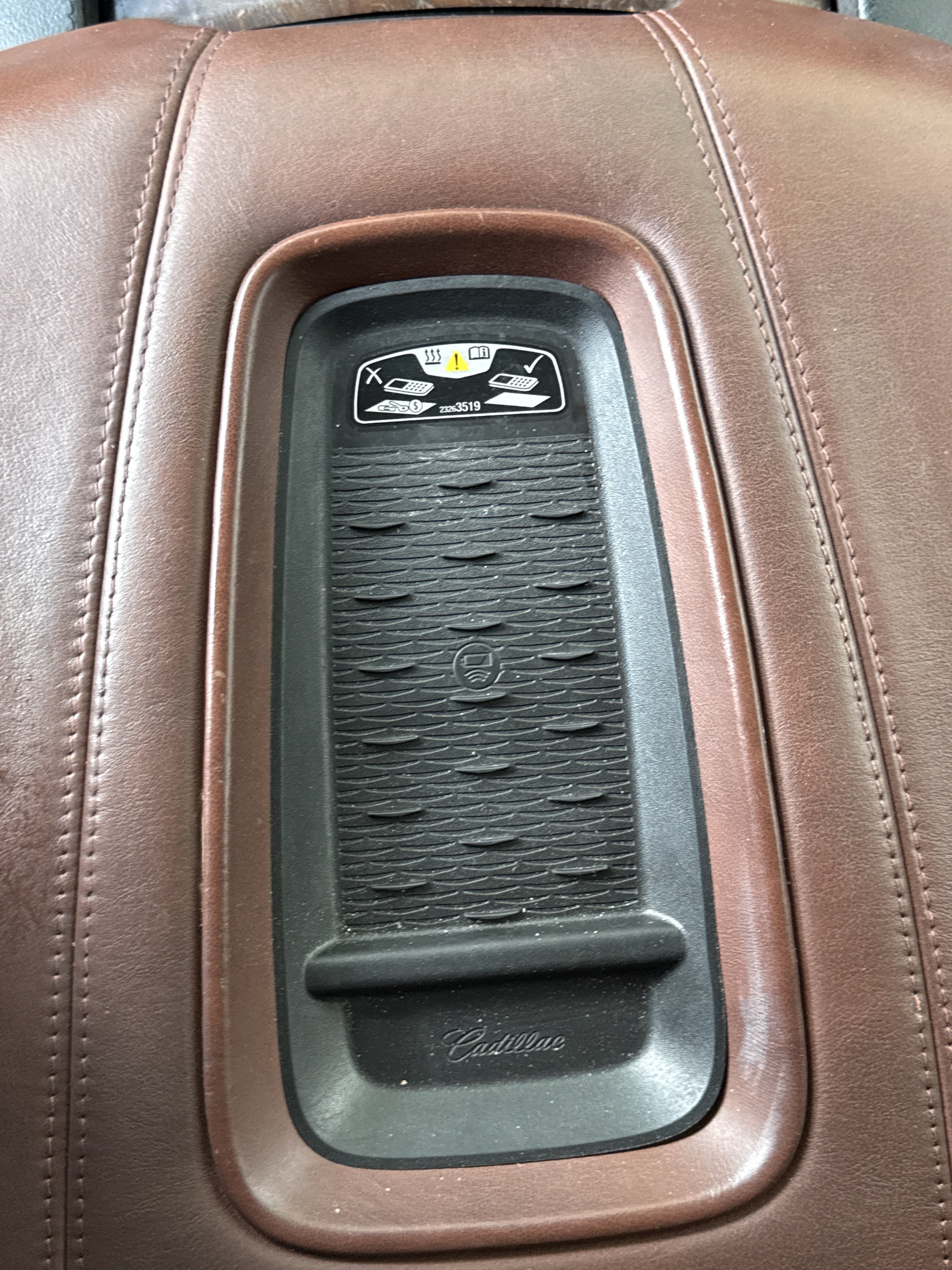 Used 2015 Cadillac Escalade Premium AWD/4WD image 28