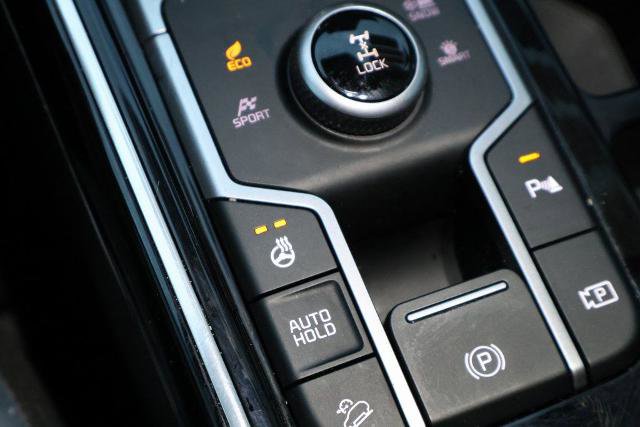 Used 2025 Kia Sorento SX Prestige AWD/4WD image 28