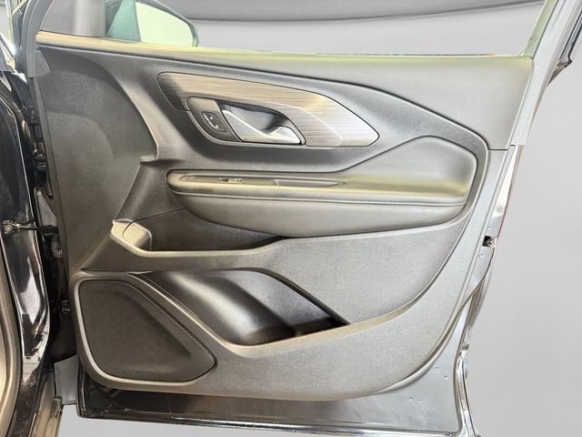 Used 2024 GMC Terrain SLE AWD/4WD image 15