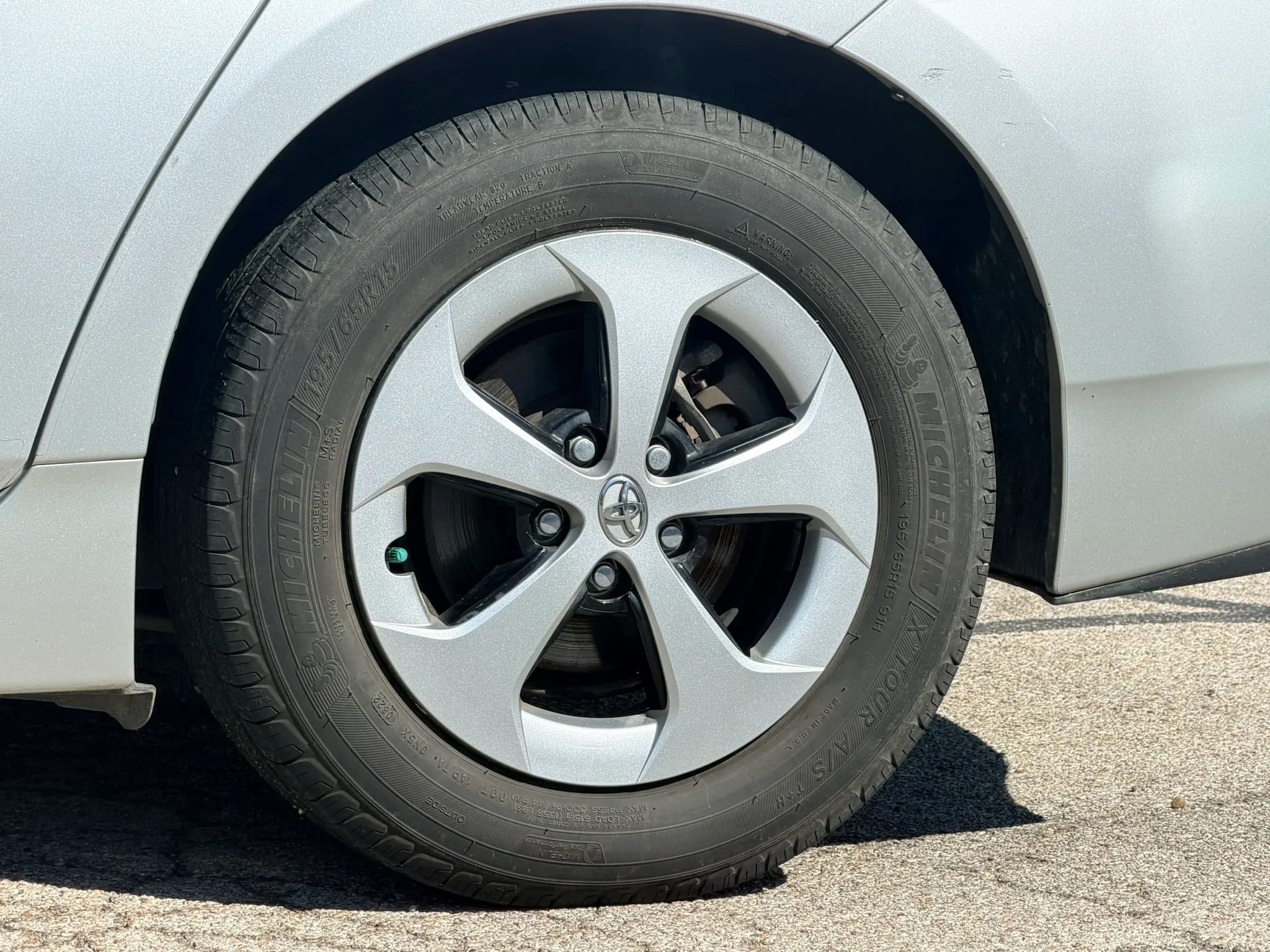 Used 2013 Toyota Prius Two FWD image 2