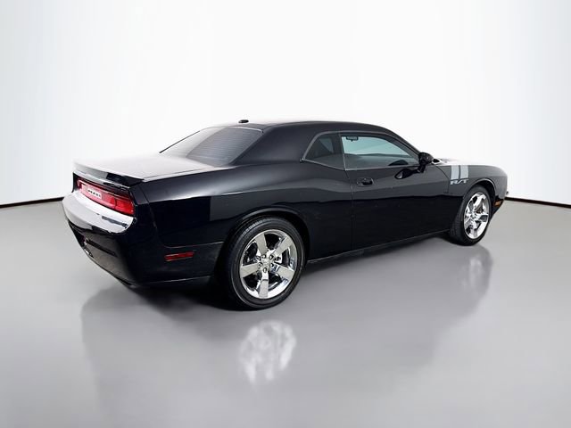 Used 2010 Dodge Challenger R/T RWD image 6
