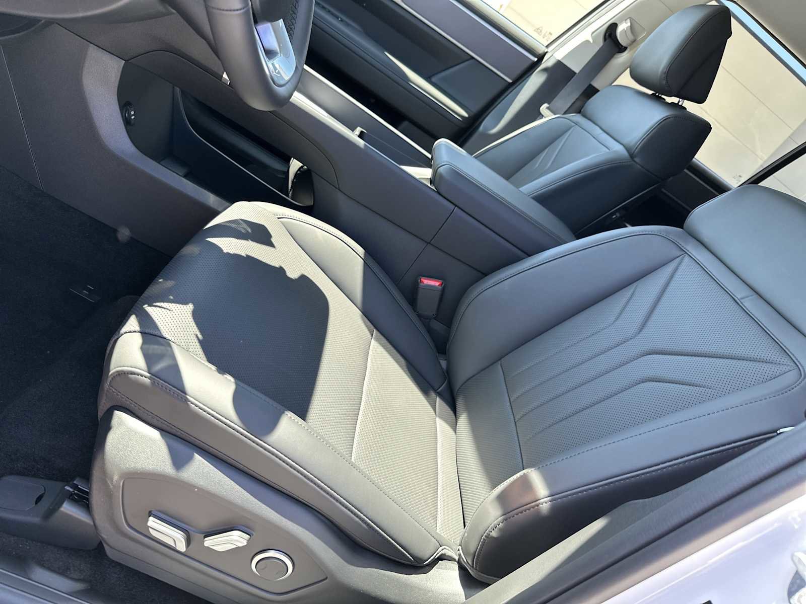 New 2026 Hyundai Santa Fe SEL FWD image 9