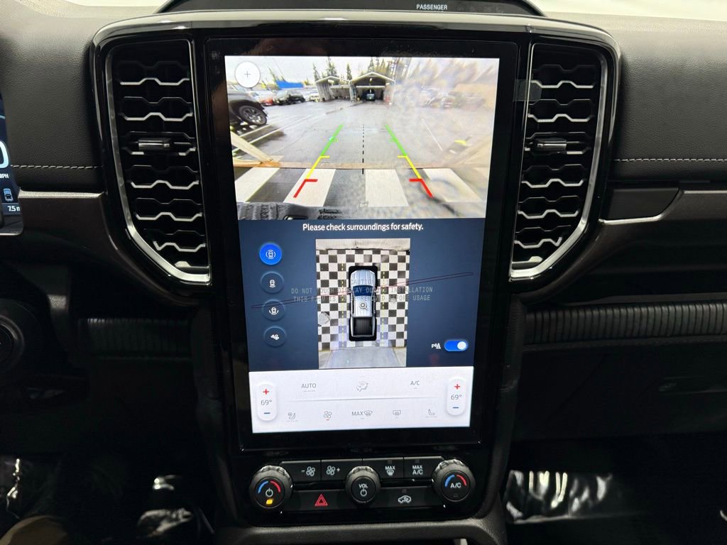 New 2025 Ford Ranger Lariat w/ FX4 Off-Road Package image 35