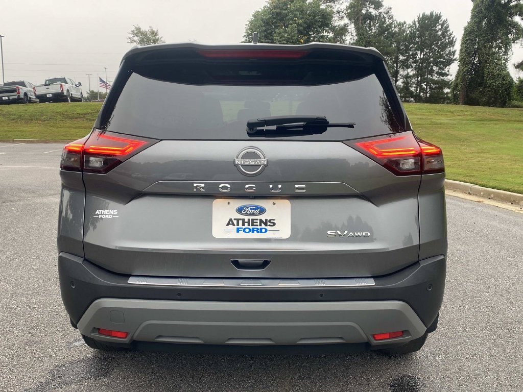 Used 2023 Nissan Rogue SV w/ SV Premium B Package AWD/4WD image 4