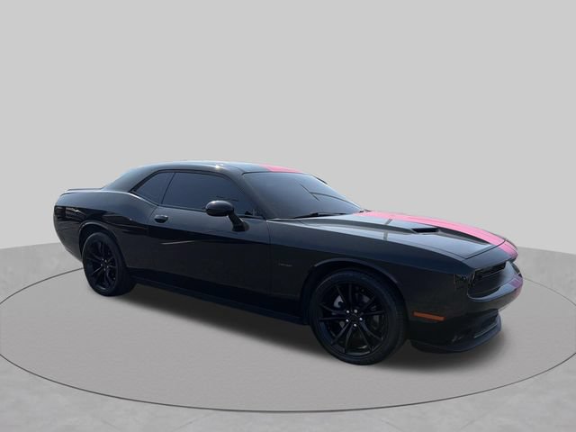 Used 2016 Dodge Challenger R/T Plus RWD image 40