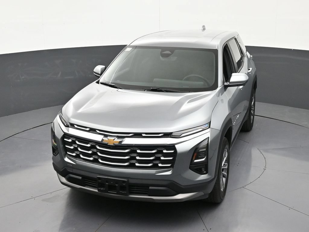 Used 2026 Chevrolet Equinox LT w/ Safety and Technology Package FWD image 23